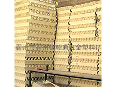 �������ʽ݆����(bi��o)1